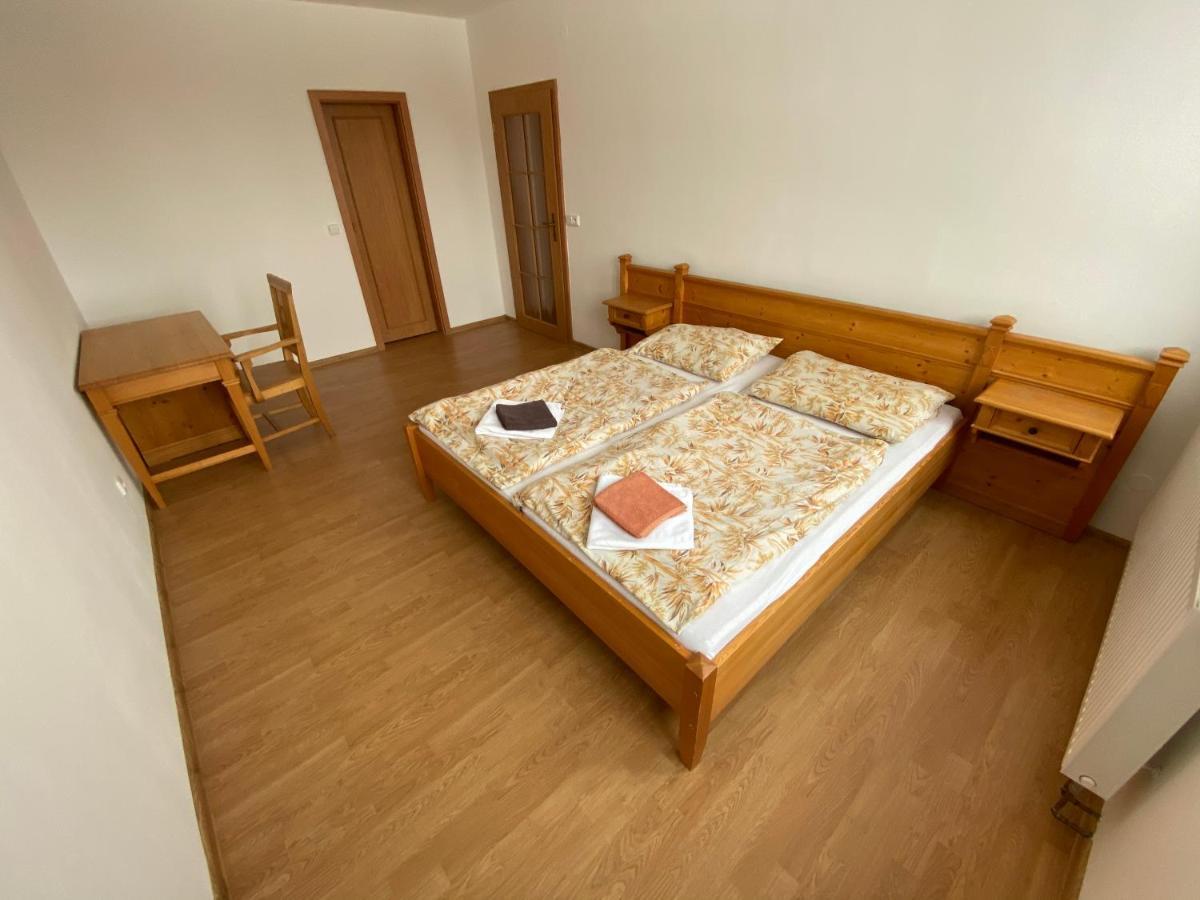 Hotel Zlaty Chlum Ceska Ves Luaran gambar